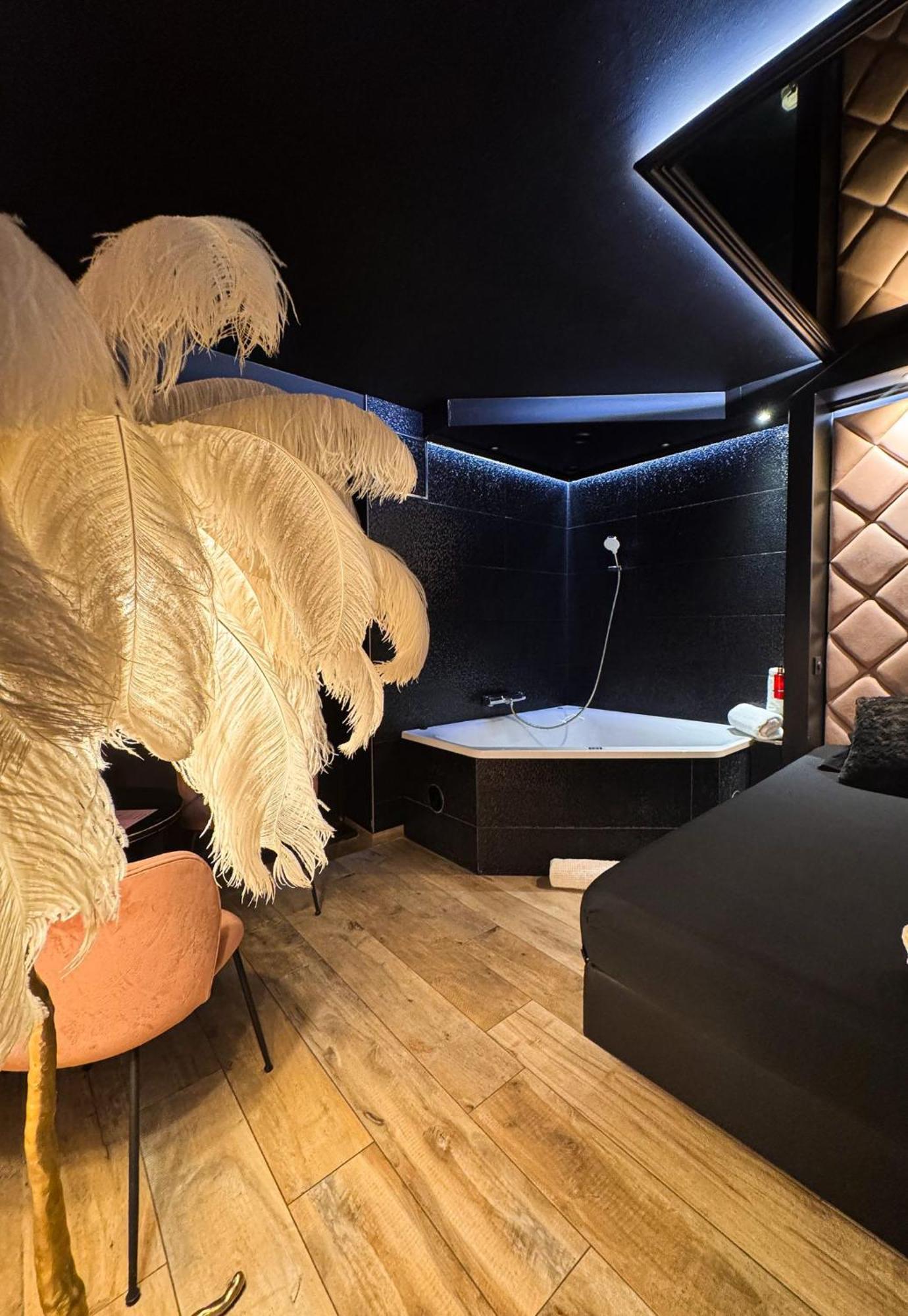 Liefdeshotel O Secret *